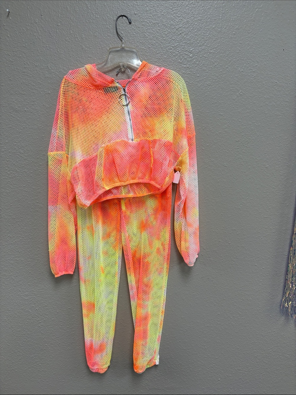 Discreet Neon Orange & Yellow Mesh Track Set